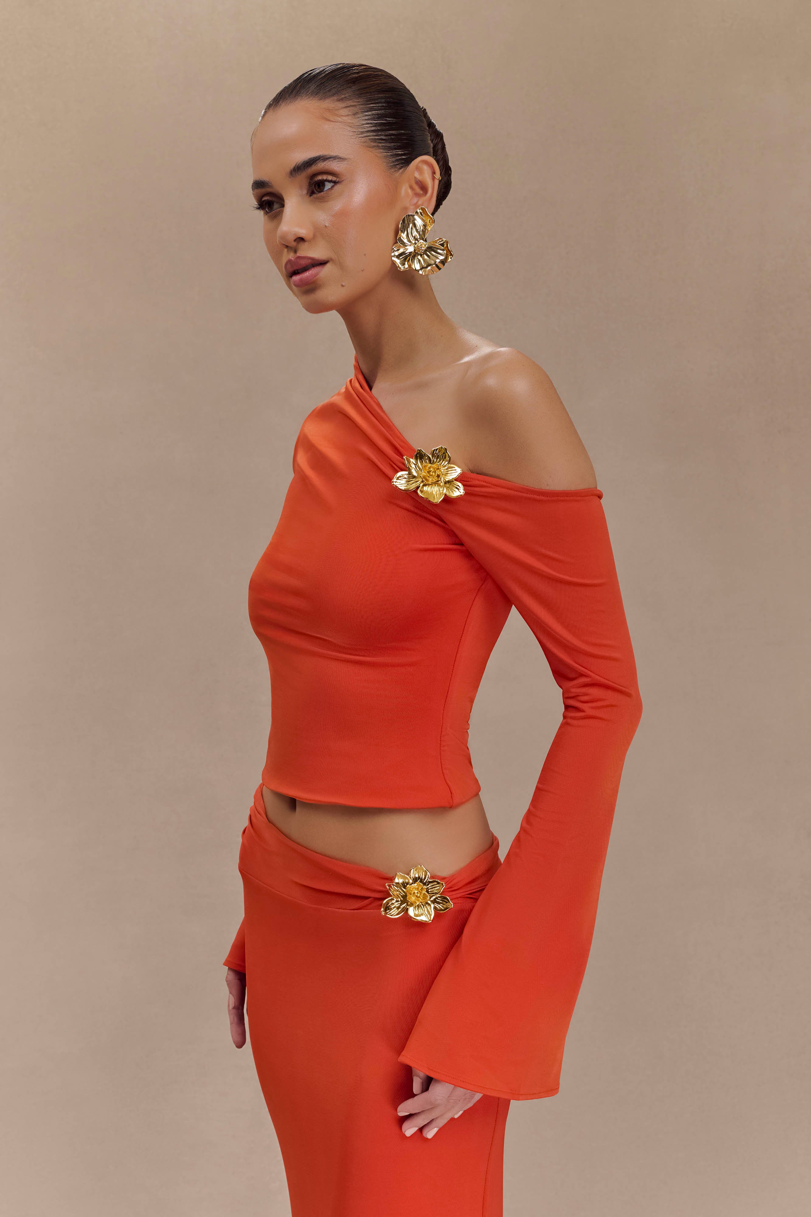 Ainsley MATCHING SET WITH FLORAL HARDWARE