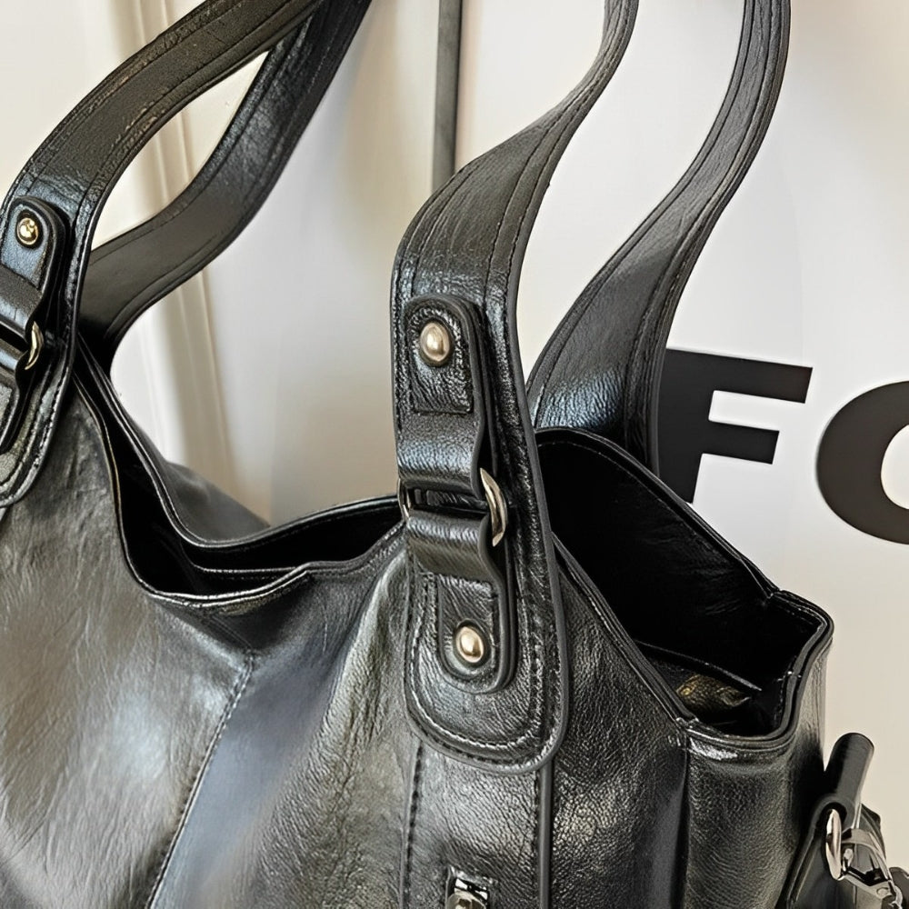 DAKOTA SHOULDER BAG