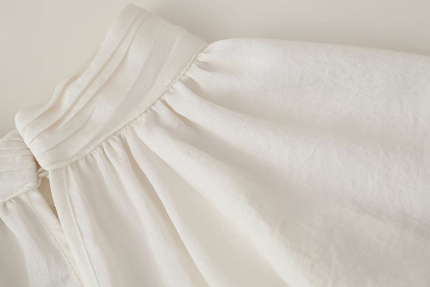 NOVA RUFFLE BLOUSE WHITE